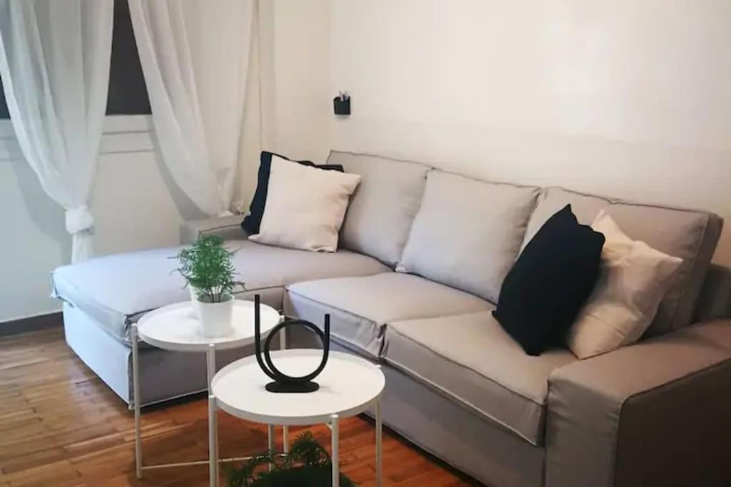 Apartment With Private Patio Athens